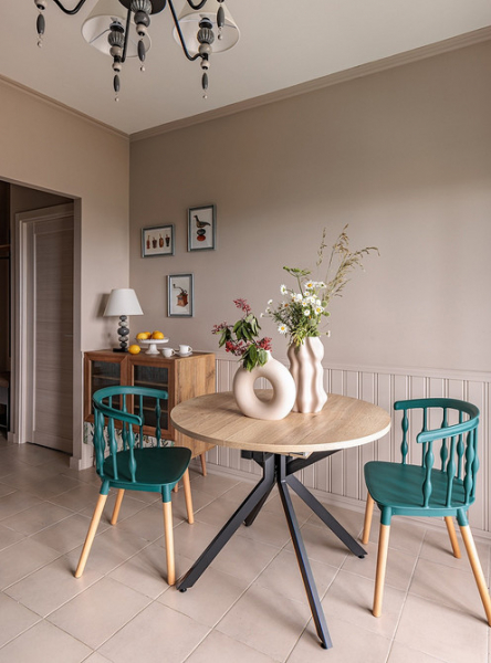 Чем украсить стены на кухне? 5 идей из дизайнерских проектов